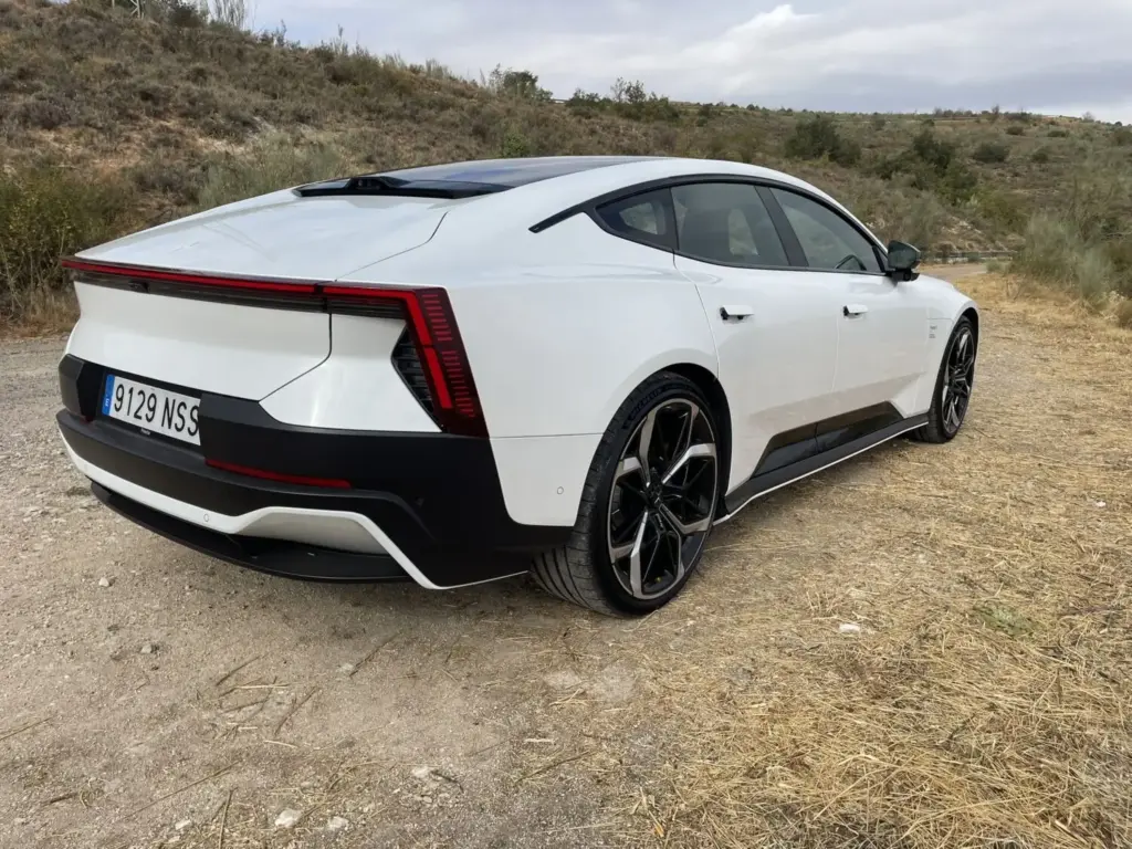 Probamos el Polestar 5: un suave vendaval del norte 40 Motor16 POLESTAR 5 TOMA DE CONTACTO 31 Motor16