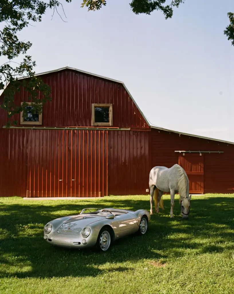 Porsche 550 J, un 550 Spyder a escala y 100% eléctrico, la última creación de Hedley Studios 24 Motor16 PORSCHE 550 J HEDLEY STUDIOS 19 Motor16
