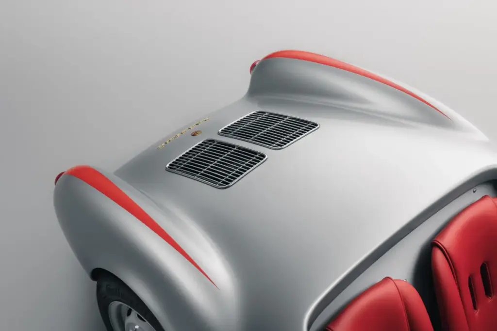 Porsche 550 J, un 550 Spyder a escala y 100% eléctrico, la última creación de Hedley Studios 13 Motor16 PORSCHE 550 J HEDLEY STUDIOS 8 Motor16