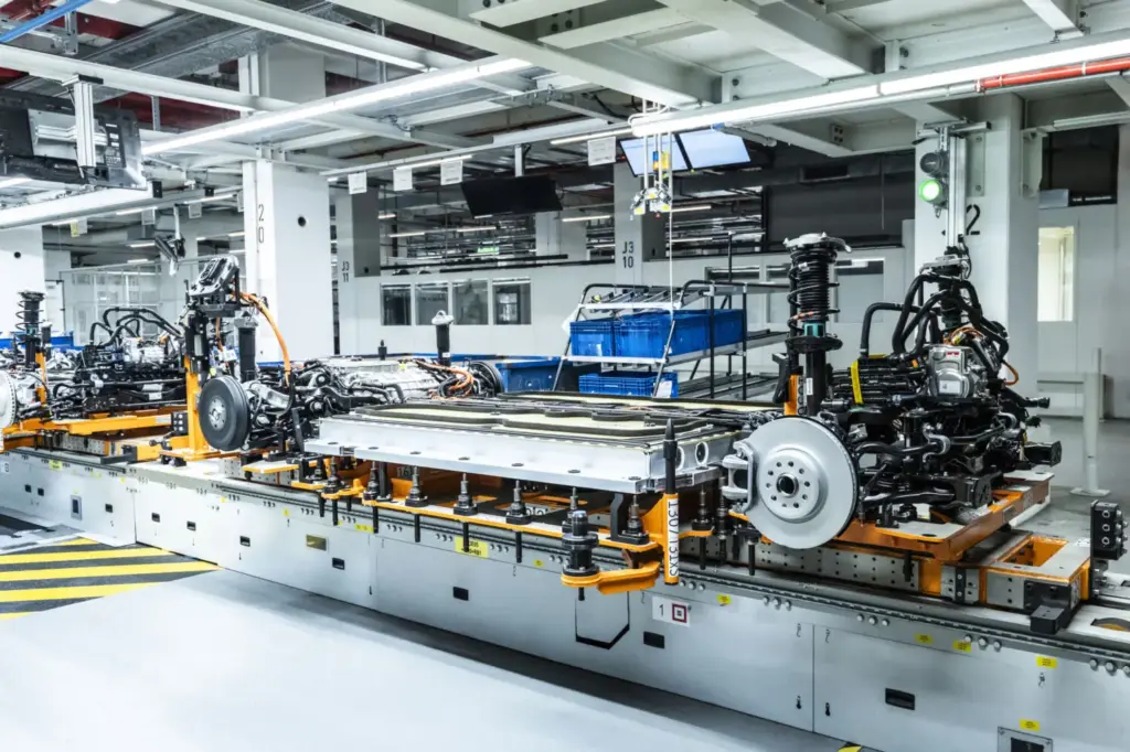 Audi inicia la producción del A2 e-tron, el coche que menos ha tardado en desarrollar en su historia 21 Motor16 PRODUCCION AUDI A2 E TRON 17 Motor16