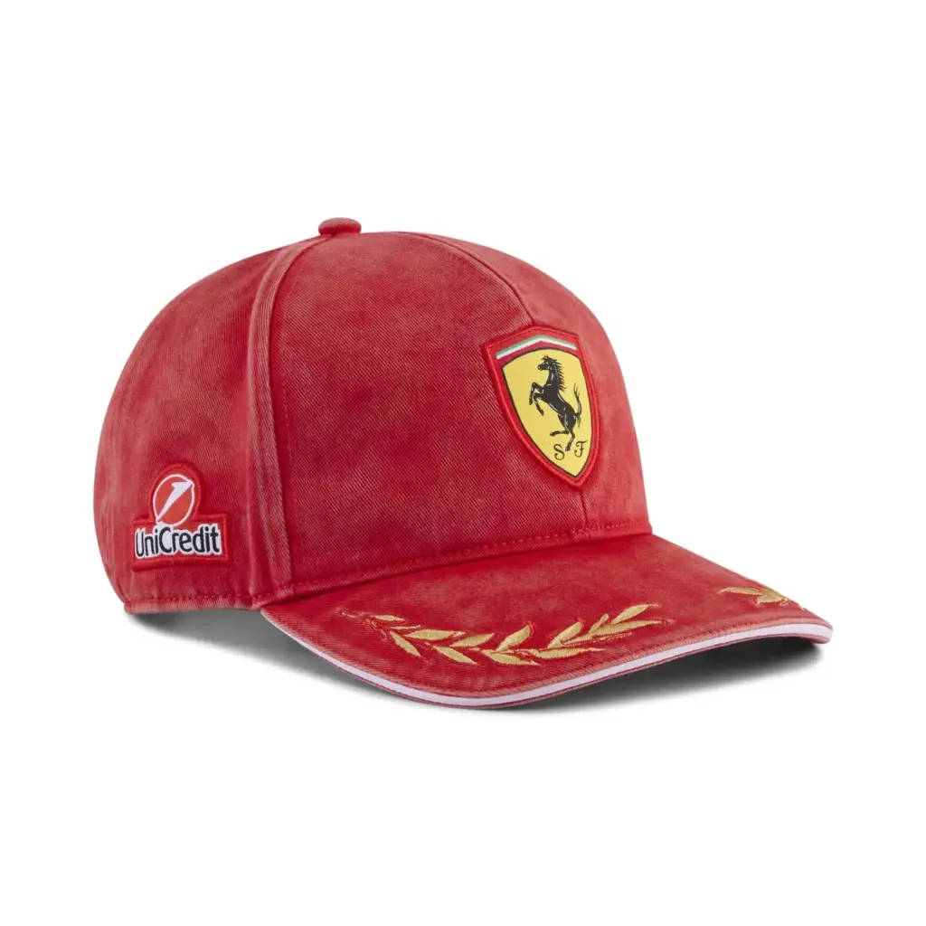 PUMA y Ferrari resucitan el rojo de 1996: la colección Monza rinde homenaje al primer año de Schumacher en la Scuderia 16 Motor16 PUMA X FERRARI COLECCION MONZA14 Motor16