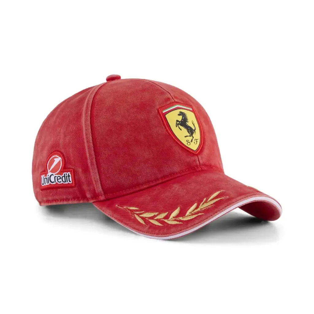 PUMA y Ferrari resucitan el rojo de 1996: la colección Monza rinde homenaje al primer año de Schumacher en la Scuderia 13 Motor16 PUMA X FERRARI COLECCION MONZA17 Motor16