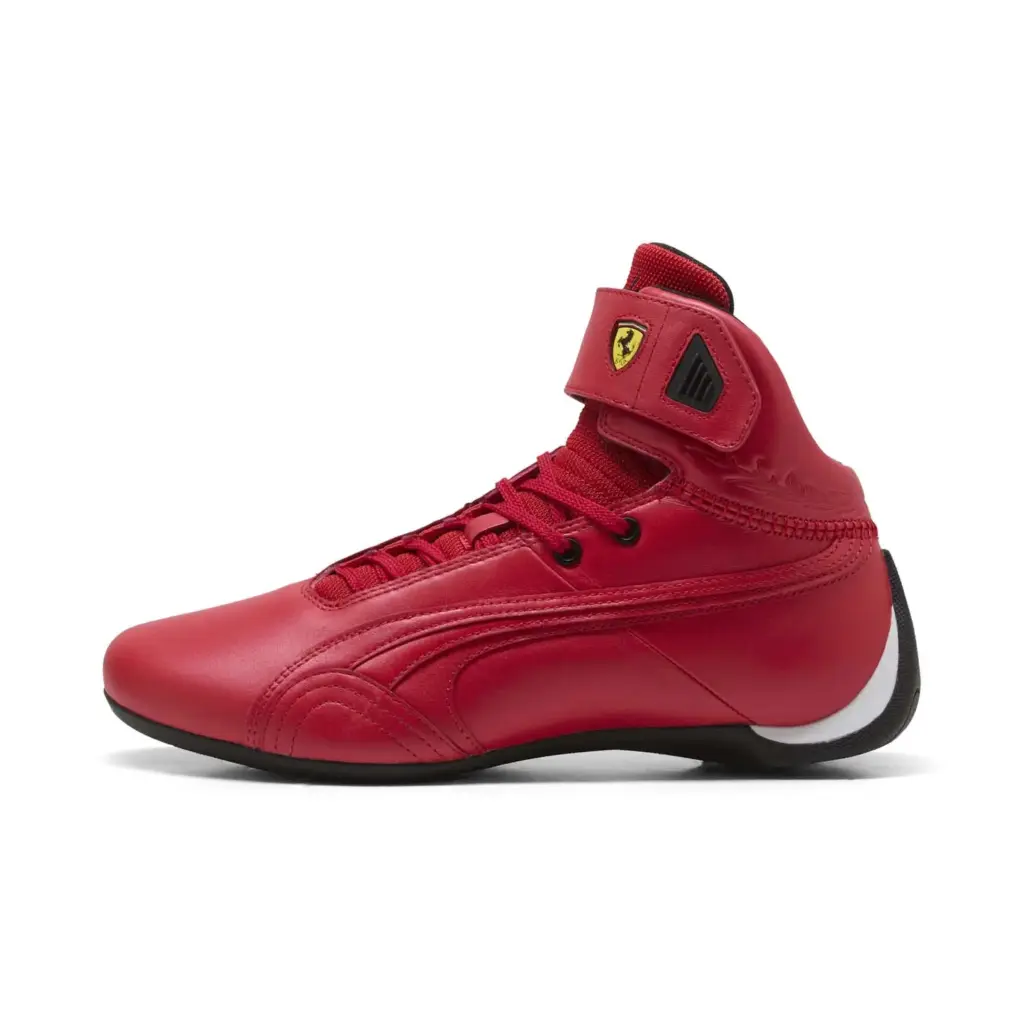PUMA y Ferrari resucitan el rojo de 1996: la colección Monza rinde homenaje al primer año de Schumacher en la Scuderia 11 Motor16 PUMA X FERRARI COLECCION MONZA19 Motor16