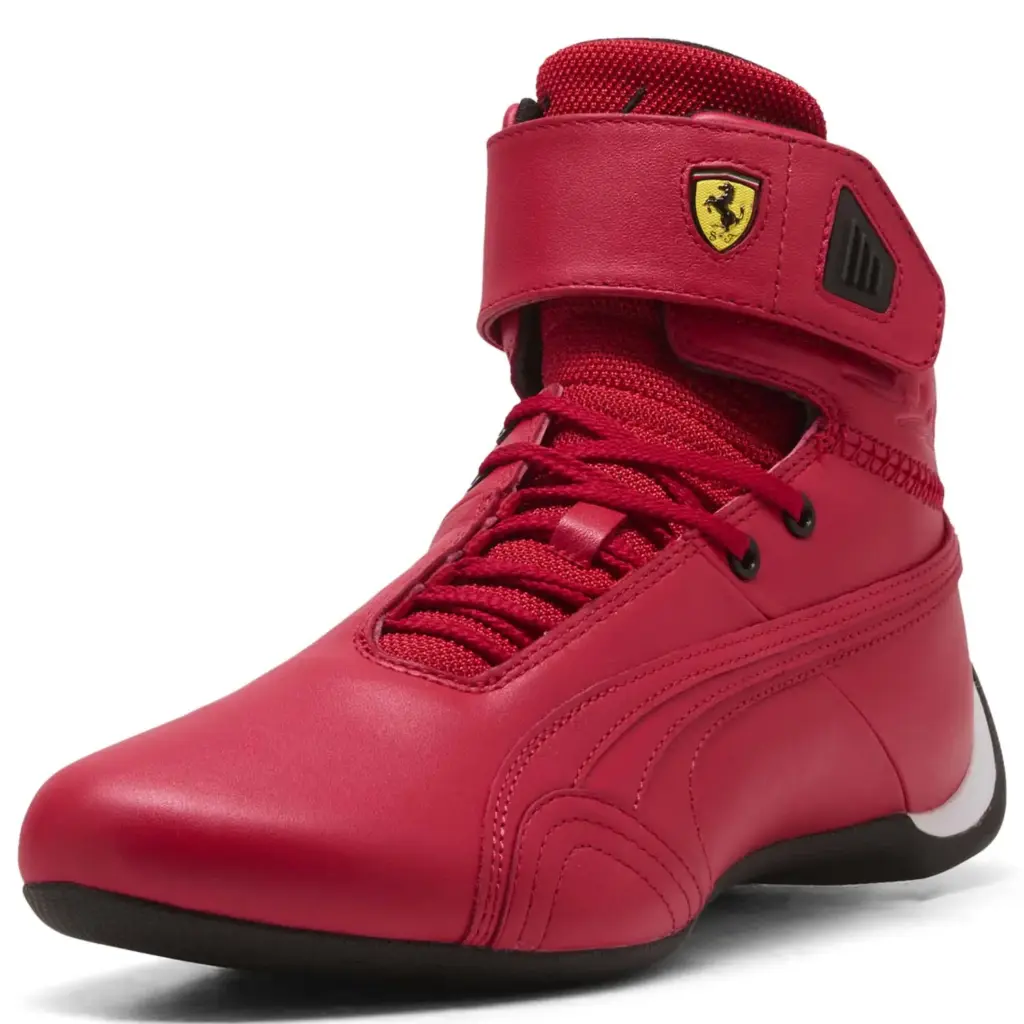 PUMA y Ferrari resucitan el rojo de 1996: la colección Monza rinde homenaje al primer año de Schumacher en la Scuderia 9 Motor16 PUMA X FERRARI COLECCION MONZA21 Motor16