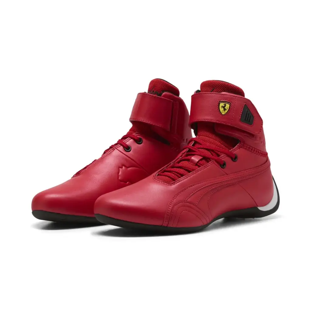 PUMA y Ferrari resucitan el rojo de 1996: la colección Monza rinde homenaje al primer año de Schumacher en la Scuderia 8 Motor16 PUMA X FERRARI COLECCION MONZA22 Motor16