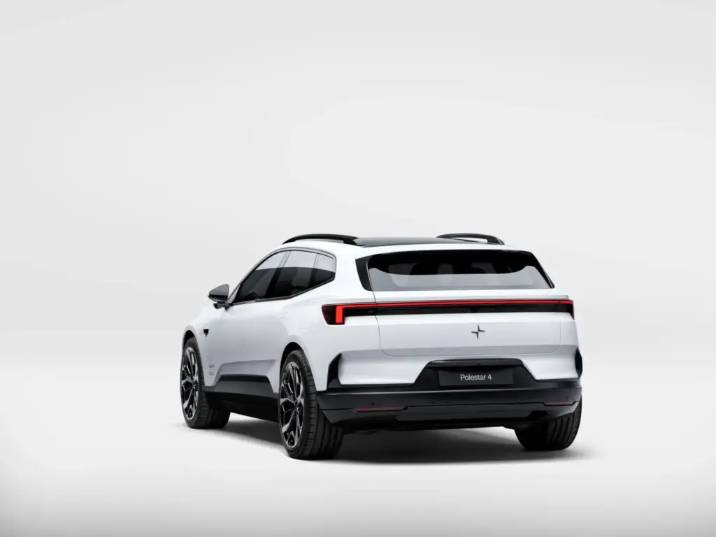 Nuevo Polestar 4 SUV: más espacio y versatilidad sin renunciar a las prestaciones 12 Motor16 Polestar 4 SUV 11 Motor16