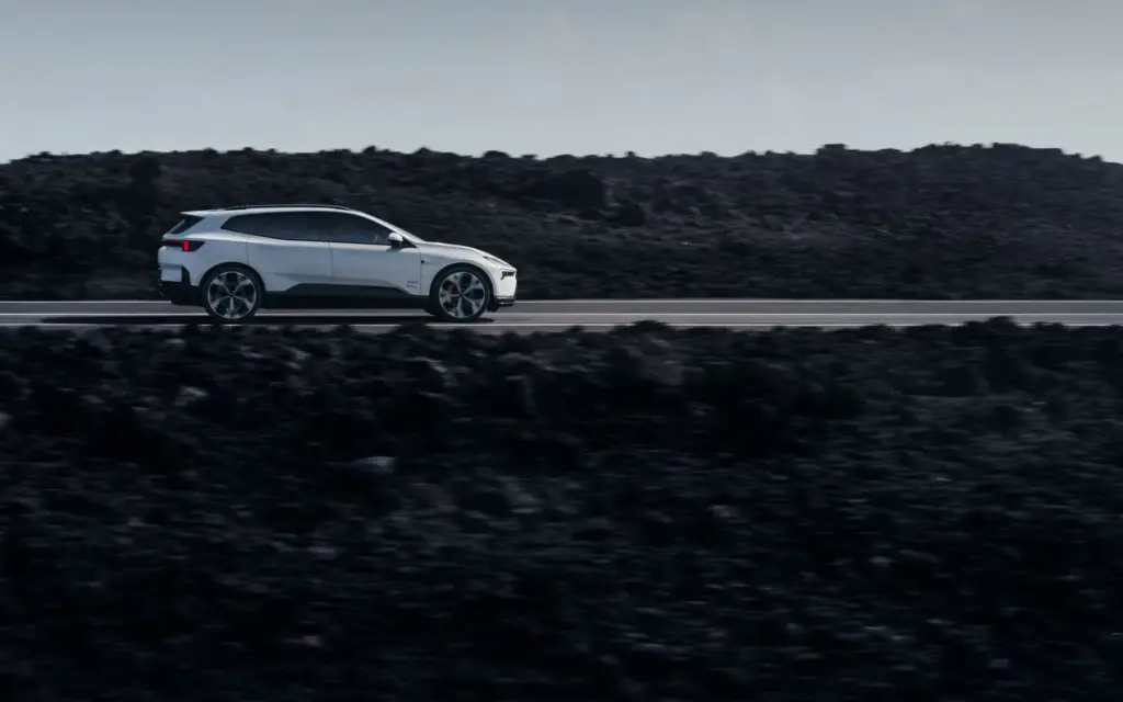 Nuevo Polestar 4 SUV: más espacio y versatilidad sin renunciar a las prestaciones 26 Motor16 Polestar 4 SUV 20 Motor16