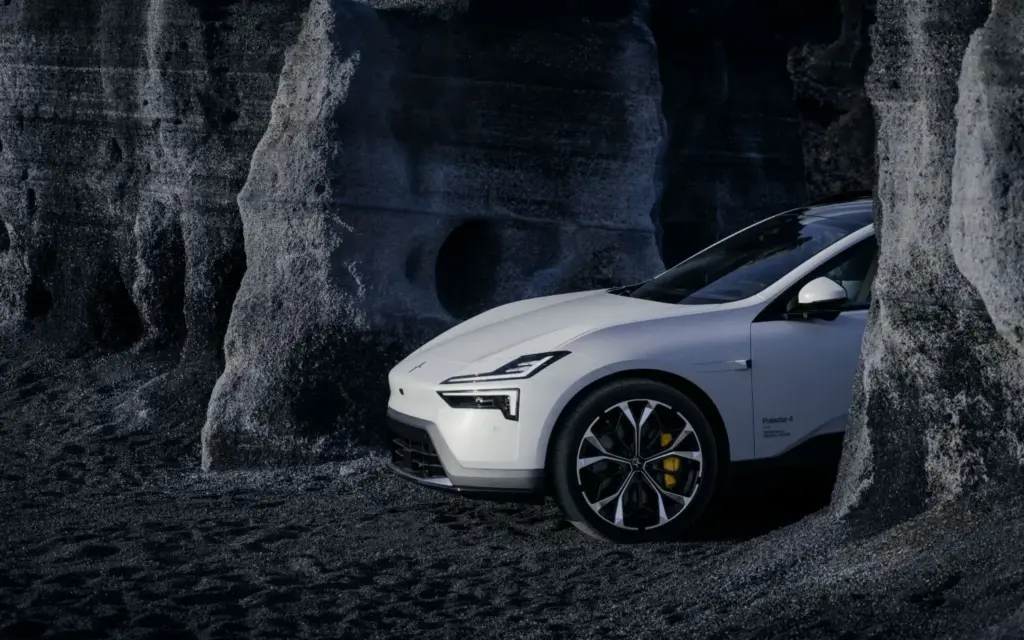 Nuevo Polestar 4 SUV: más espacio y versatilidad sin renunciar a las prestaciones 32 Motor16 Polestar 4 SUV 26 Motor16
