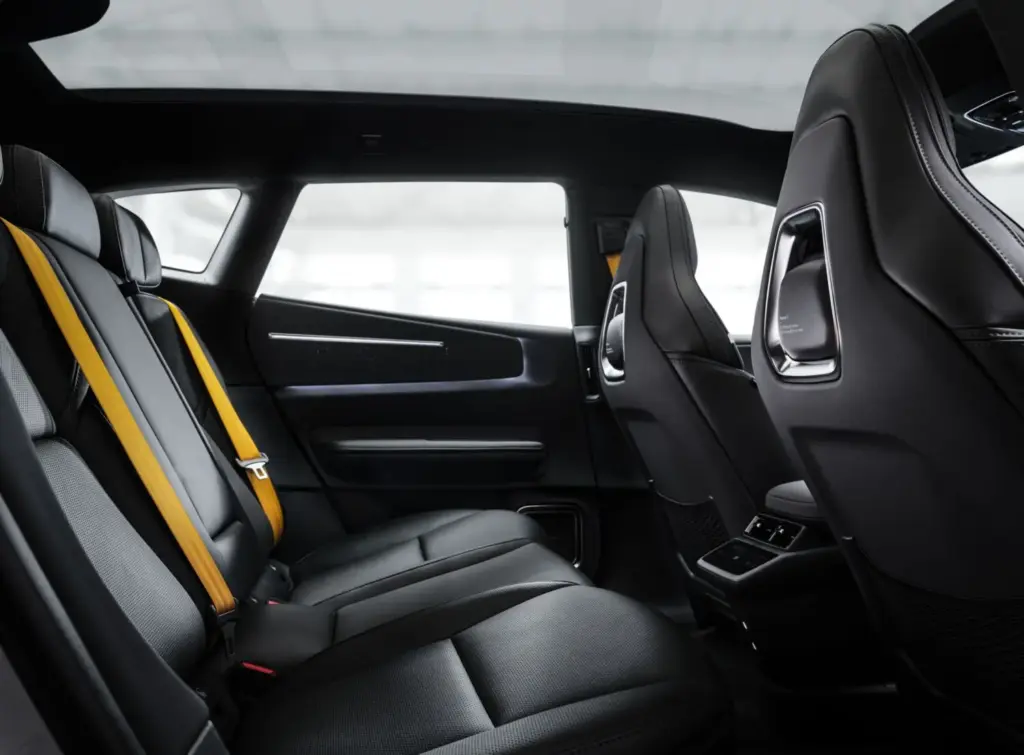 Nuevo Polestar 4 SUV: más espacio y versatilidad sin renunciar a las prestaciones 19 Motor16 Polestar 4 SUV 4 Motor16