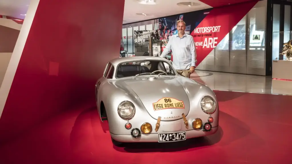 Porsche reconstruye la historia de uno de sus primeros 356 SL de competición 2 Motor16 RACEBORN MOMENTS Porsche 356 SL 4 Motor16
