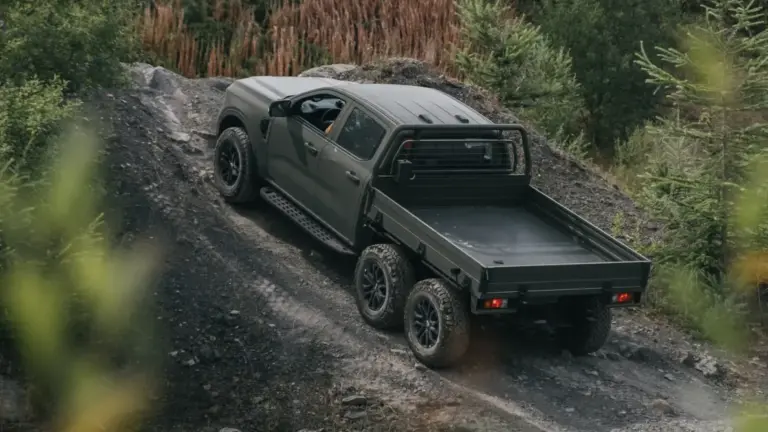 Ford Ranger 6×6: así es el pick-up militar sobre chasis Super Duty que opta al contrato LMV británico