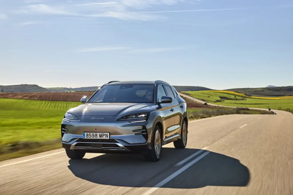BYD lleva a ECOMOV Valencia toda su gama electrificada con ofertas especiales 2 Motor16 Seal U Dinamico 14 Motor16