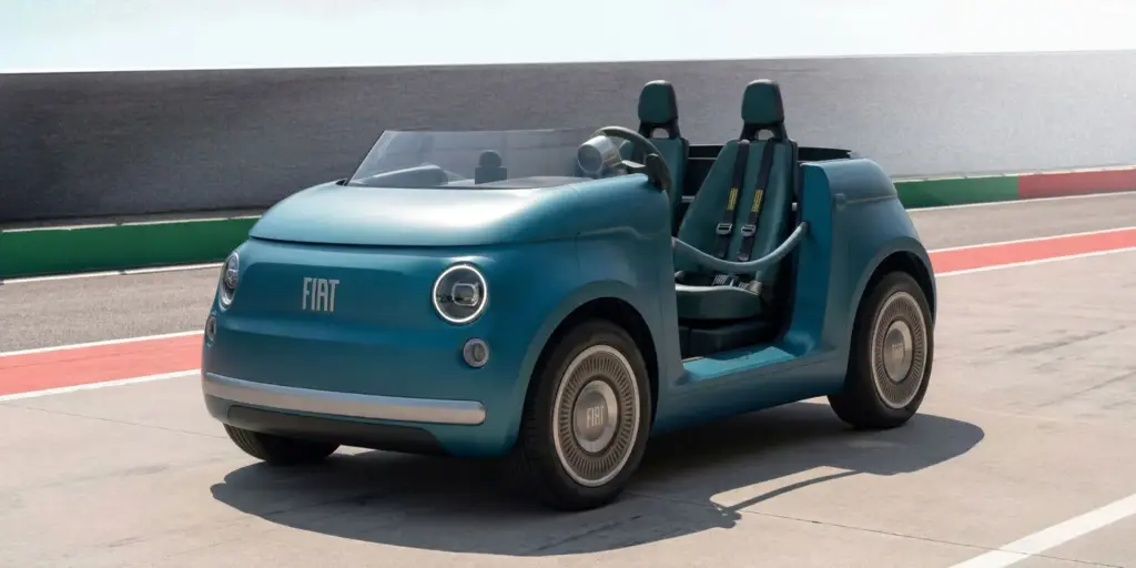 Fabrizio Giugiaro y Lapo Elkann reinventan el Fiat Topolino con dos creaciones únicas 6 Motor16 TOP L FRONT Motor16