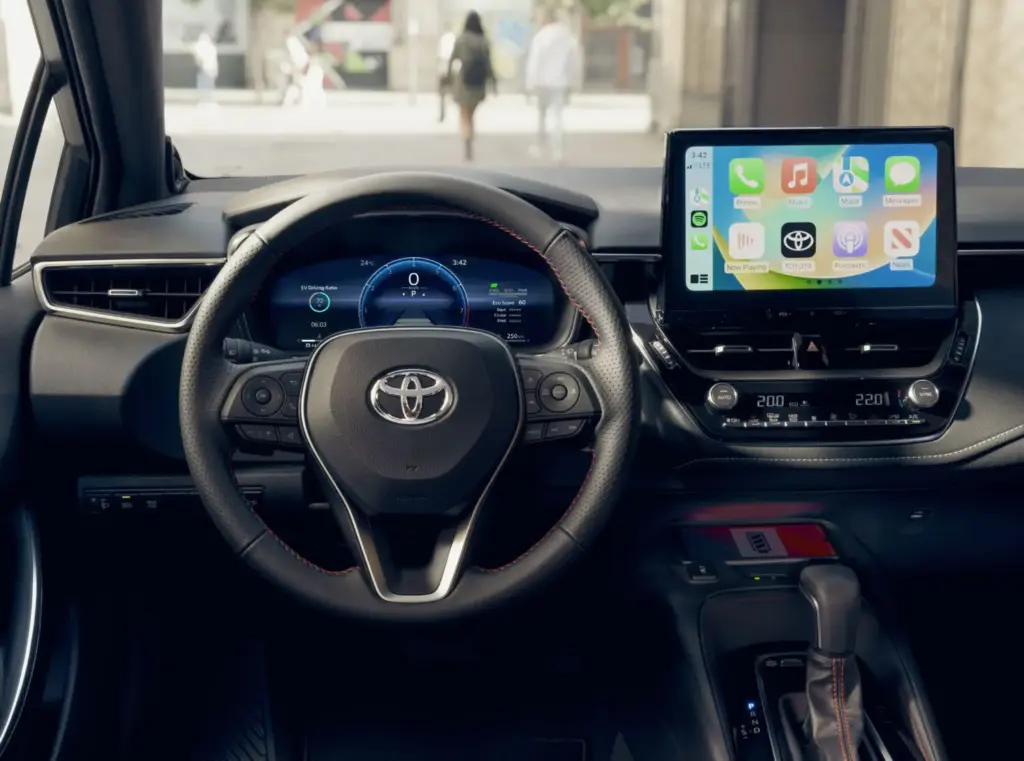 El Toyota Corolla celebra su 60 aniversario con una edición especial y ampliando su gama 7 Motor16 TOYOTA COROLLA 60 ANIVERSARIO 4 Motor16