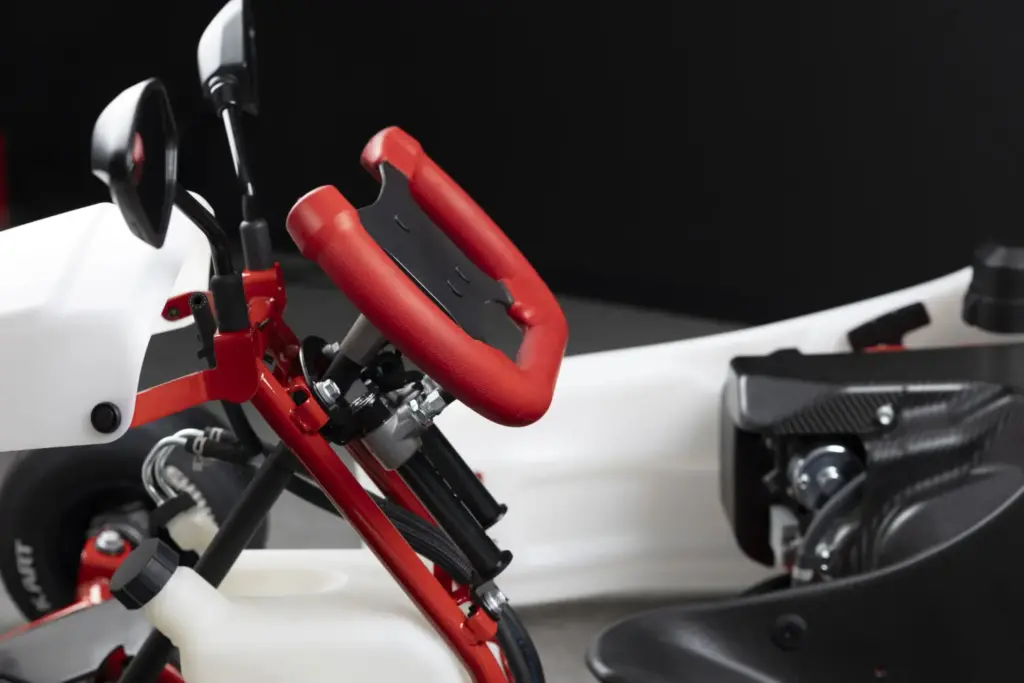 GR KART: Toyota Gazoo Racing lanza un kart de iniciación pensado para que familias enteras compartan el mismo vehículo 16 Motor16 TOYOTA GAZOO RACING KART 12 Motor16