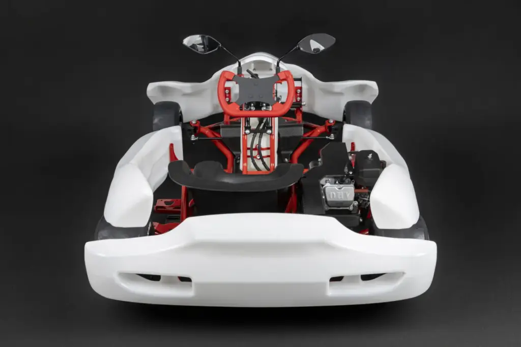 GR KART: Toyota Gazoo Racing lanza un kart de iniciación pensado para que familias enteras compartan el mismo vehículo 4 Motor16 TOYOTA GAZOO RACING KART 27 Motor16