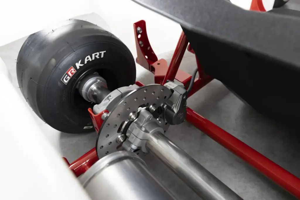 GR KART: Toyota Gazoo Racing lanza un kart de iniciación pensado para que familias enteras compartan el mismo vehículo 13 Motor16 TOYOTA GAZOO RACING KART 9 Motor16