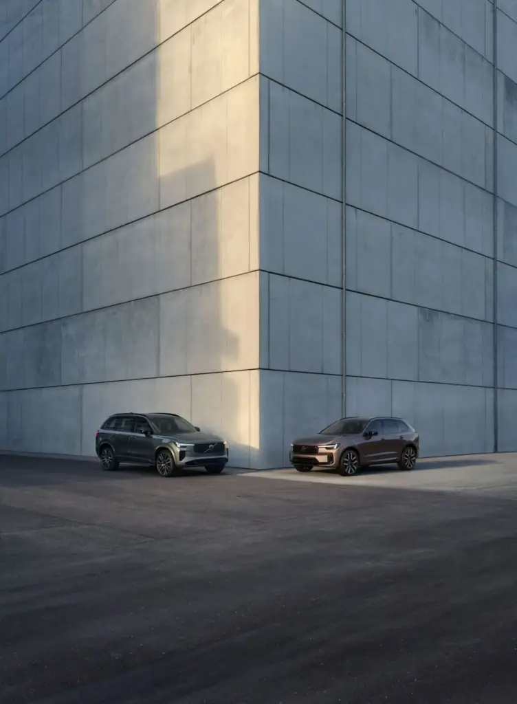Volvo multiplica la autonomía de sus XC60 y XC90 híbridos enchufables 13 Motor16 VOLVO XC60 LONG RANGE PHEV 9 Motor16