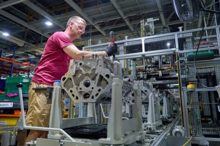 General Motors confirma el Duramax 8,3 litros: un diésel V8 que llega a EE UU mientras Europa lo margina