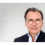 Arnaud Belloni Stellantis: el nuevo CEO de Fiat regresa para impulsar la gama comercial del Ducato
