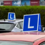 La DGT cambia el examen carné DGT: nuevas pruebas teóricas y prácticas para los aspirantes