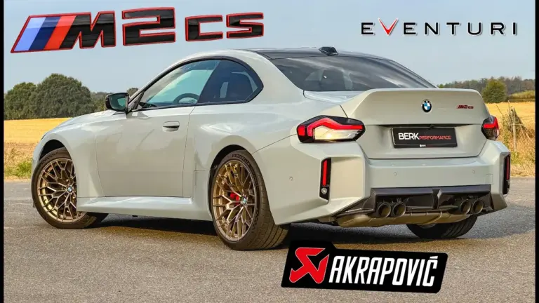 BMW M2 CS de 530 CV: así vuela a 300 km/h en la Autobahn sin límite