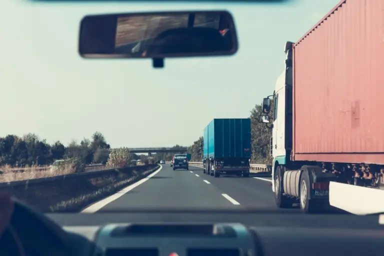 Bosch sostiene que el camión híbrido enchufable liderará el transporte pesado en Alemania