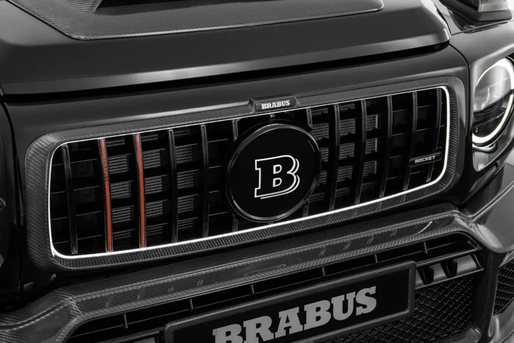 ¿Un Clase G 63 descapotable con 900 CV? Se llama Brabus 900 Rocket Edition Cabrio, y probablemente es uno de los mayores excesos que vas a ver hoy 6 Motor16 clase g 63 BRABUS 900 rocket Cabrio W 465 estudio 32 Motor16