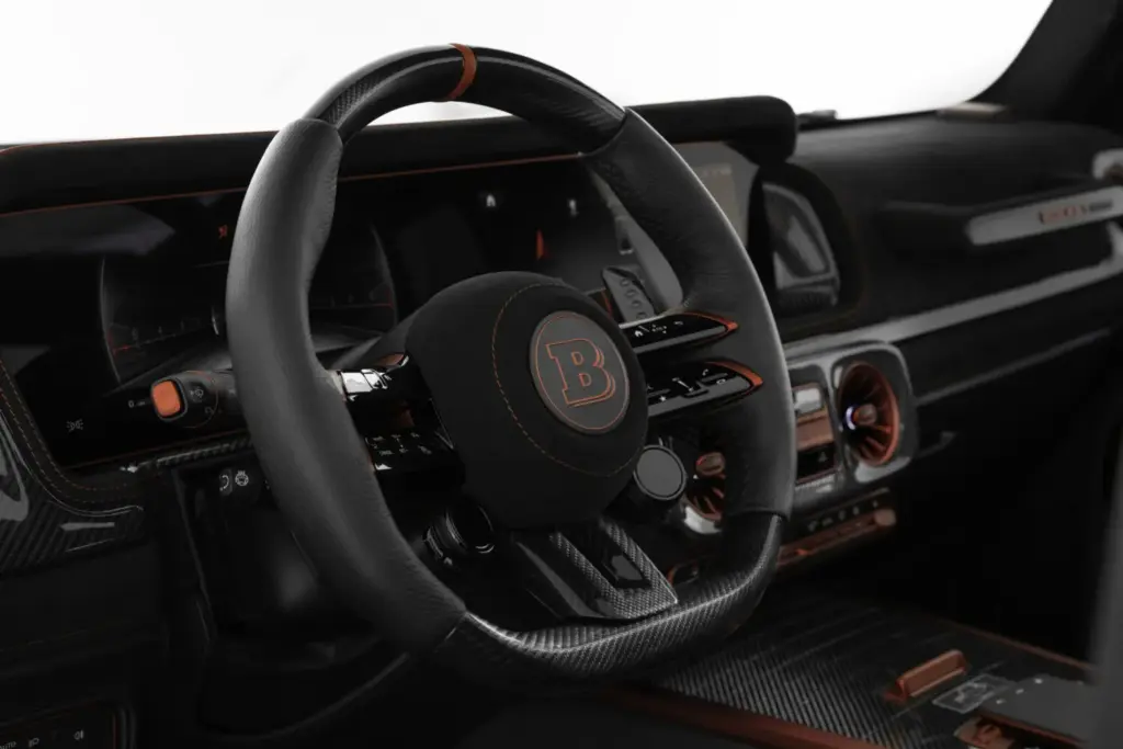 ¿Un Clase G 63 descapotable con 900 CV? Se llama Brabus 900 Rocket Edition Cabrio, y probablemente es uno de los mayores excesos que vas a ver hoy 31 Motor16 clase g 63 BRABUS 900 rocket Cabrio W 465 estudio 7 Motor16