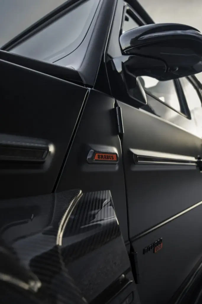 ¿Un Clase G 63 descapotable con 900 CV? Se llama Brabus 900 Rocket Edition Cabrio, y probablemente es uno de los mayores excesos que vas a ver hoy 107 Motor16 clase g BRABUS 900 rocket Cabrioexterior 20 Motor16