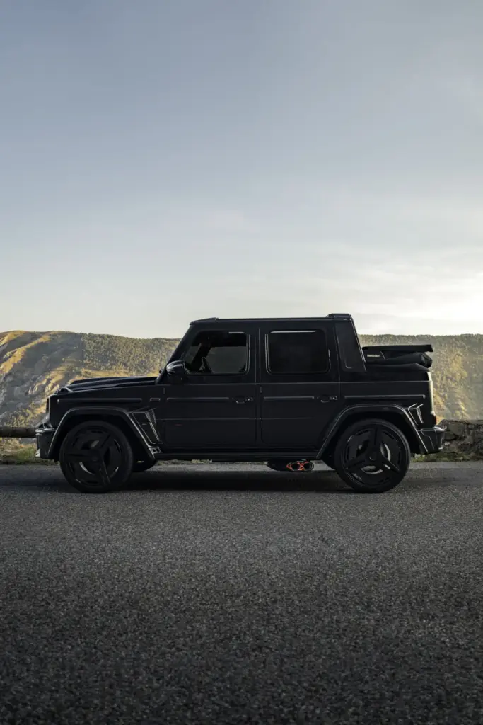 ¿Un Clase G 63 descapotable con 900 CV? Se llama Brabus 900 Rocket Edition Cabrio, y probablemente es uno de los mayores excesos que vas a ver hoy 106 Motor16 clase g BRABUS 900 rocket Cabrioexterior 21 Motor16