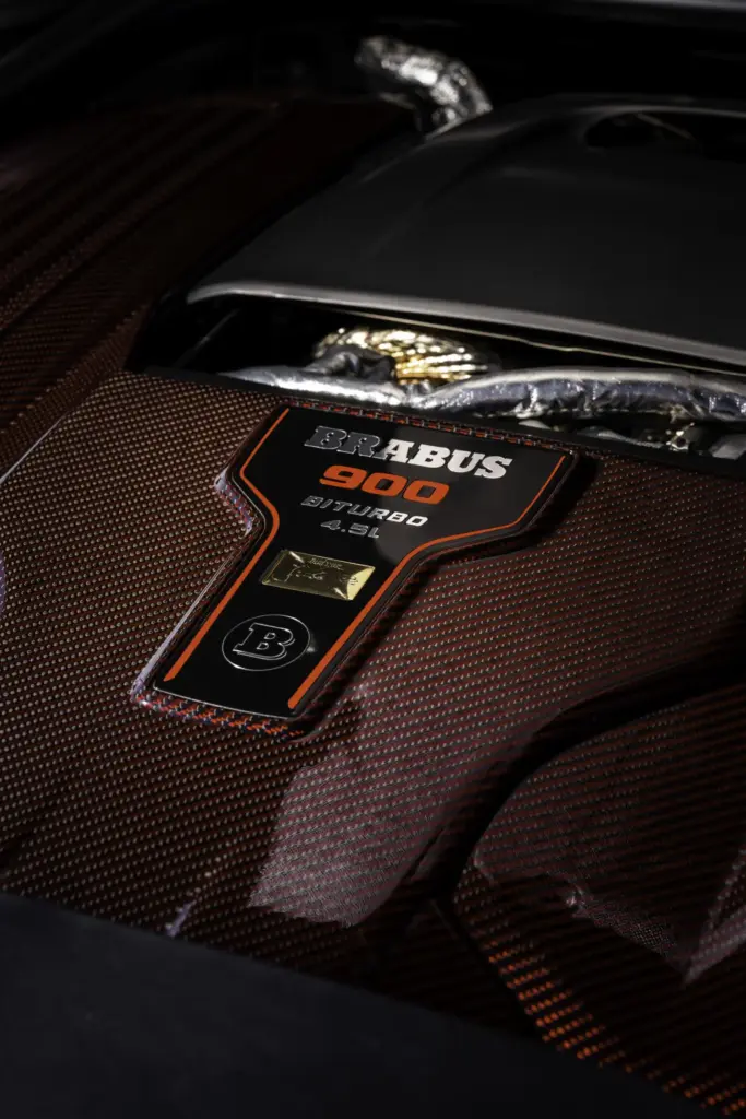 ¿Un Clase G 63 descapotable con 900 CV? Se llama Brabus 900 Rocket Edition Cabrio, y probablemente es uno de los mayores excesos que vas a ver hoy 93 Motor16 clase g BRABUS 900 rocket Cabrioexterior 34 Motor16