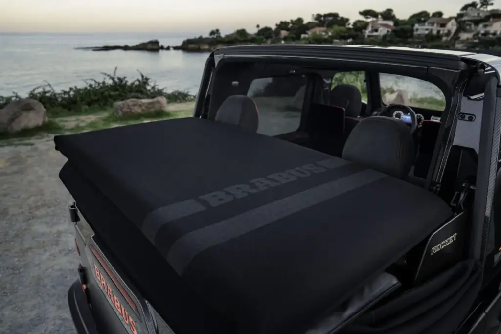 ¿Un Clase G 63 descapotable con 900 CV? Se llama Brabus 900 Rocket Edition Cabrio, y probablemente es uno de los mayores excesos que vas a ver hoy 71 Motor16 clase g BRABUS 900 rocket Cabrioexterior 62 Motor16