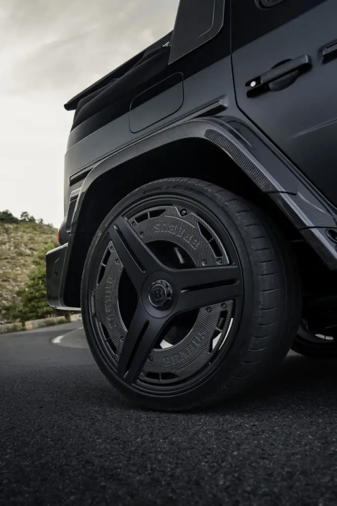 ¿Un Clase G 63 descapotable con 900 CV? Se llama Brabus 900 Rocket Edition Cabrio, y probablemente es uno de los mayores excesos que vas a ver hoy 119 Motor16 clase g BRABUS 900 rocket Cabrioexterior 8 Motor16