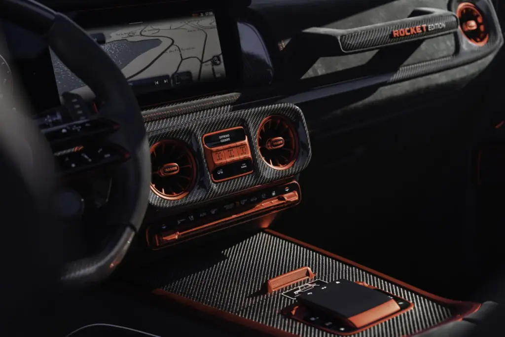 ¿Un Clase G 63 descapotable con 900 CV? Se llama Brabus 900 Rocket Edition Cabrio, y probablemente es uno de los mayores excesos que vas a ver hoy 52 Motor16 clase g BRABUS 900 rocket Cabrioexterior 81 Motor16
