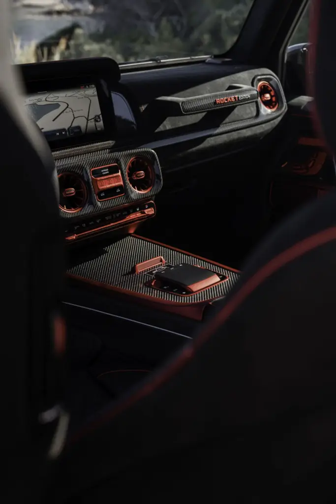 ¿Un Clase G 63 descapotable con 900 CV? Se llama Brabus 900 Rocket Edition Cabrio, y probablemente es uno de los mayores excesos que vas a ver hoy 50 Motor16 clase g BRABUS 900 rocket Cabrioexterior 83 Motor16