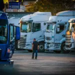 Conductoras de transporte profesional: el sesgo del ‘CV invisible’ agrava el déficit de conductores