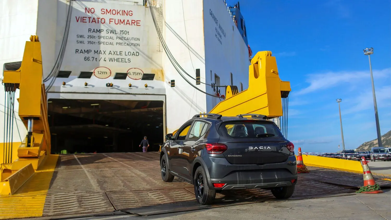 Marruecos fabrica algunos de los coches más vendidos en España