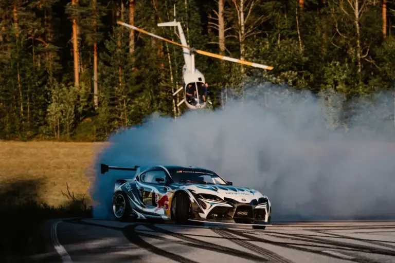 Rovanperä llena de humo Jyväskylä: el ‘Dream Run’ que homenajea al drifting en Finlandia