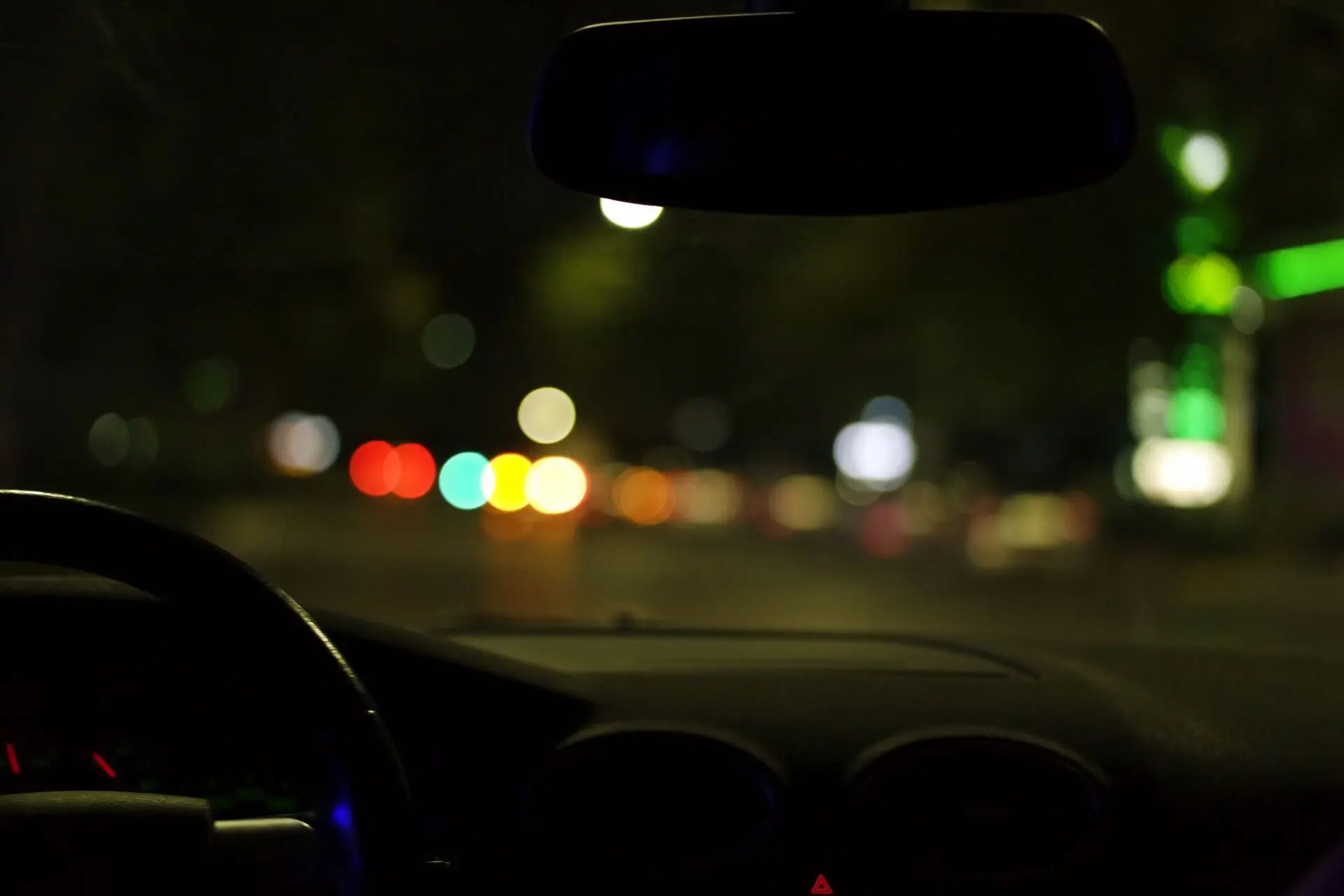 es legal luz interior coche