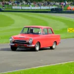 Goodwood Revival 2026 y Chantilly: los dos grandes festivales de coches clásicos de septiembre en Reino Unido y Francia