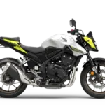 Honda CB500 Hornet E-Clutch 2026: adiós al embrague en la naked A2 más vendida