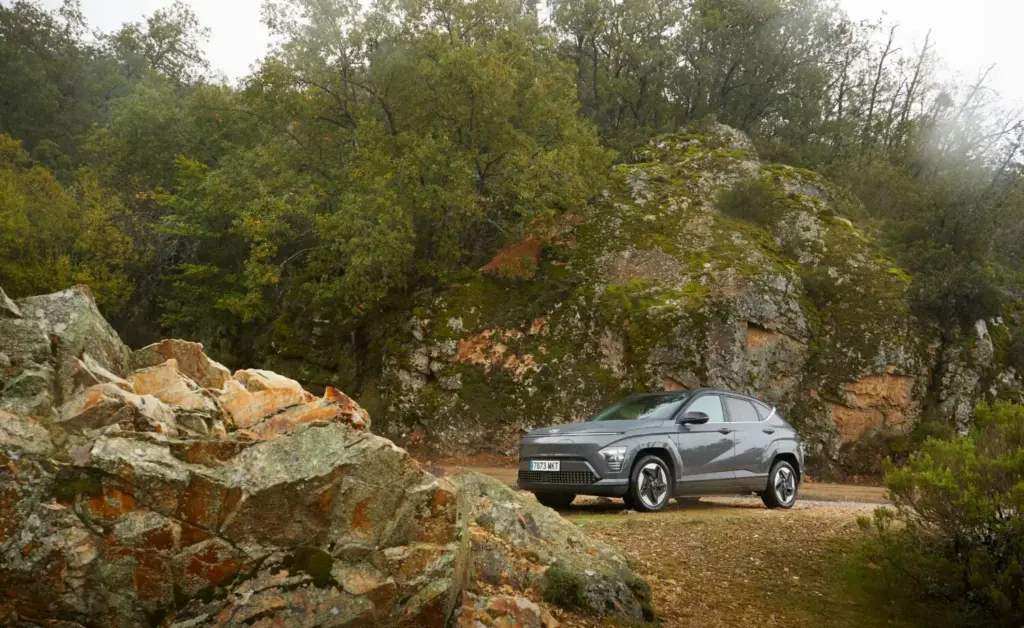 Hyundai Kona: 20 versiones, tres tecnologías y un solo SUV 19 Motor16 Hyundai Kona: 20 versiones, tres tecnologías y un solo SUV