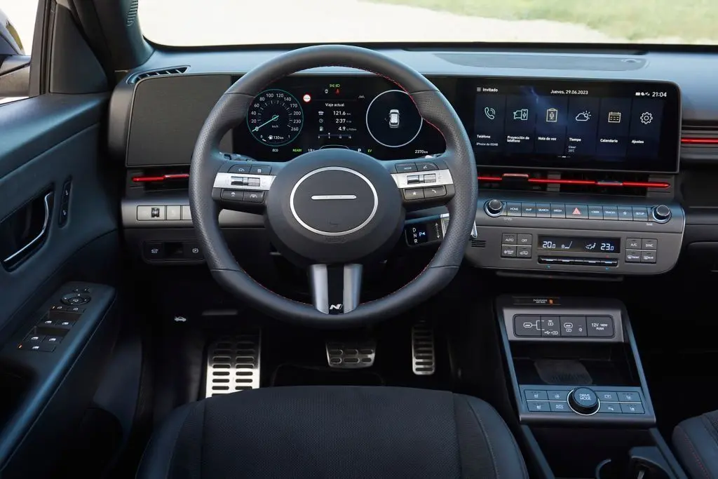 Hyundai Kona: 20 versiones, tres tecnologías y un solo SUV 28 Motor16 Hyundai Kona: 20 versiones, tres tecnologías y un solo SUV