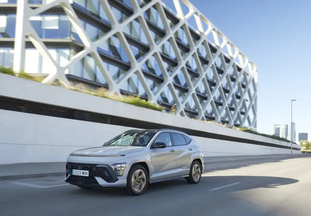 Hyundai Kona: 20 versiones, tres tecnologías y un solo SUV 3 Motor16 hyundai nuevo kona 27 Motor16