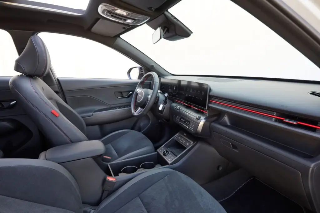 Hyundai Kona: 20 versiones, tres tecnologías y un solo SUV 2 Motor16 Hyundai Kona: 20 versiones, tres tecnologías y un solo SUV
