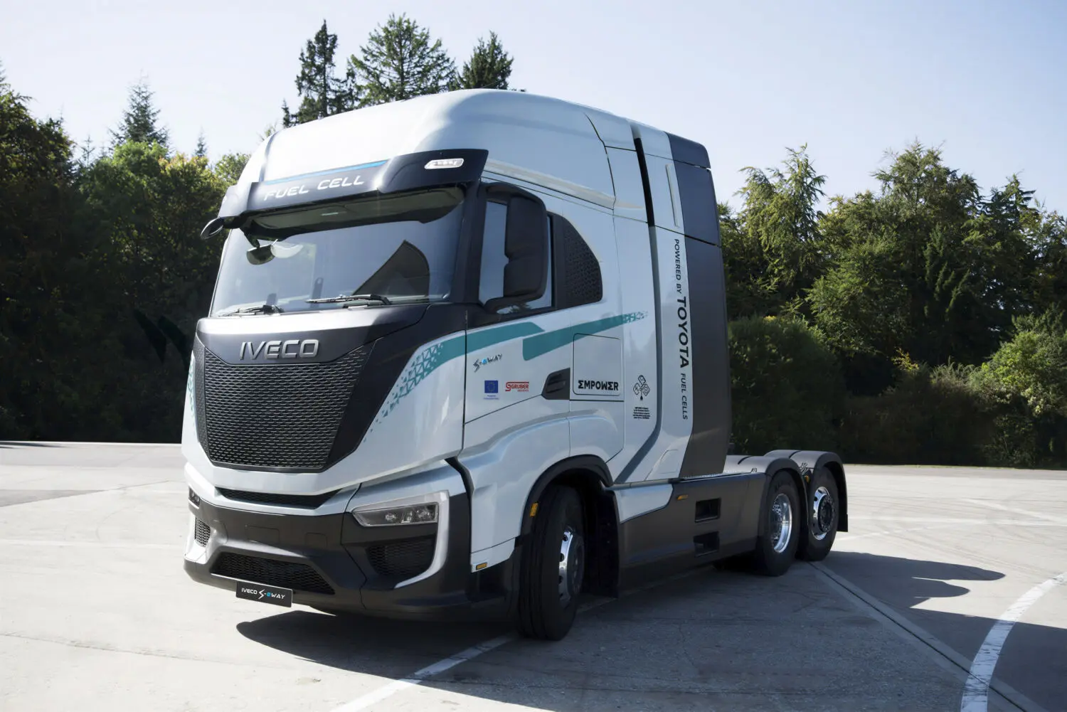 Toyota e IVECO desarrollarán camiones de hidrógeno con hasta 900 km de autonomía