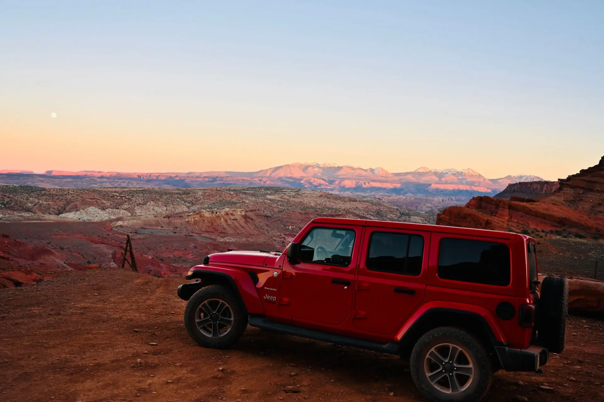 Jeep paga por ser el '4x4 oficial' de Moab, el pueblo de Utah que vive por el todoterreno 1 Motor16 patrocinio Jeep Moab