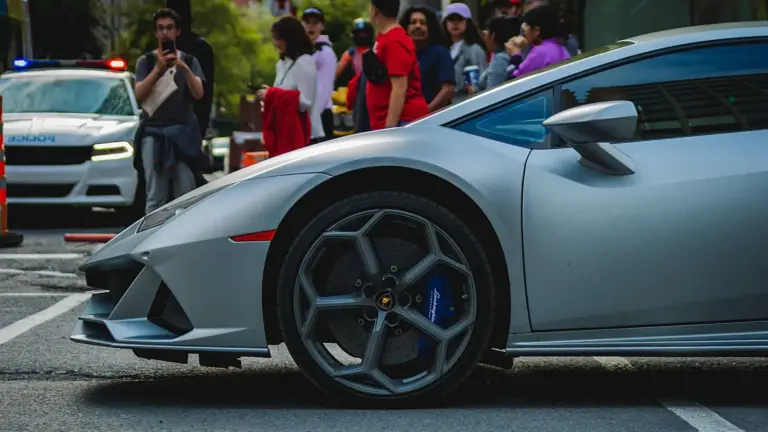 Lamborghini Temerario híbrido: 920 CV y 3,8 kWh que ahora patrullan las carreteras de Italia