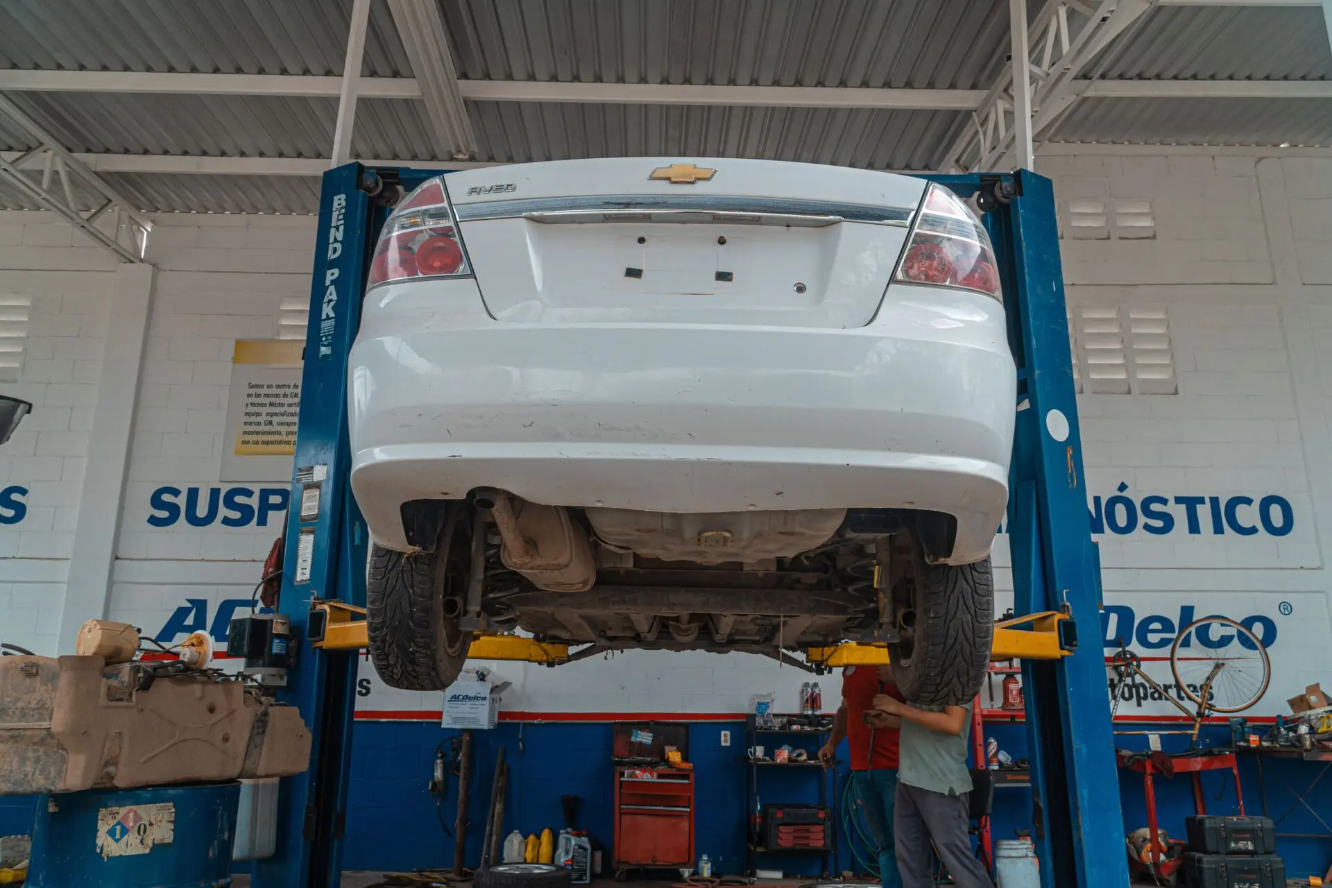 Mantenimiento del climatizador del coche: evita el mal olor y la avería de 500 euros del compresor 1 Motor16 malos olores aire acondicionado